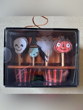 Meri Meri Halloween Cupcake Kit (24) NWT